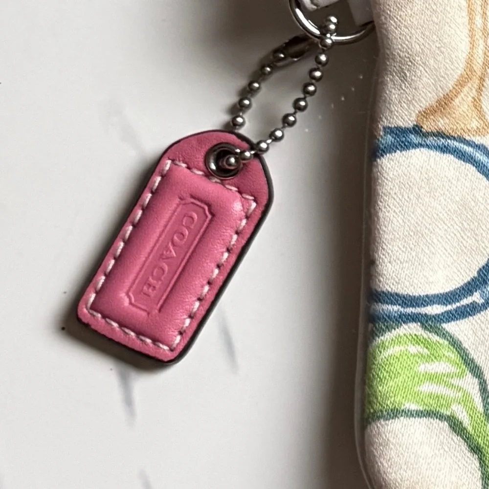 COACH | Hampton Scribble Wristlet